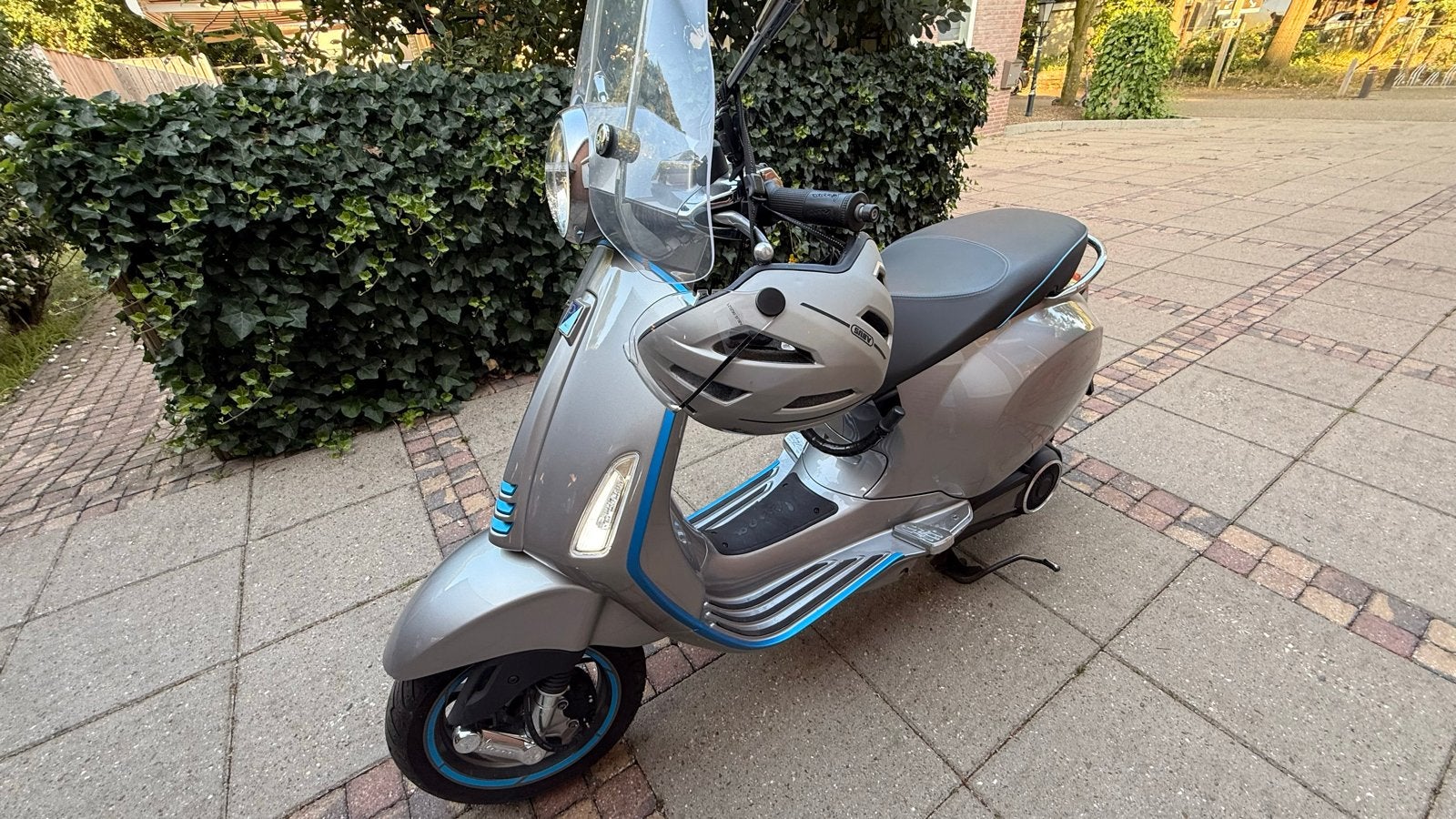 Vespa Elettrica - Elektrische Scooter met lage km stand, Ophalen, Gebruikt, Overige modellen, Maximaal 45 km/u