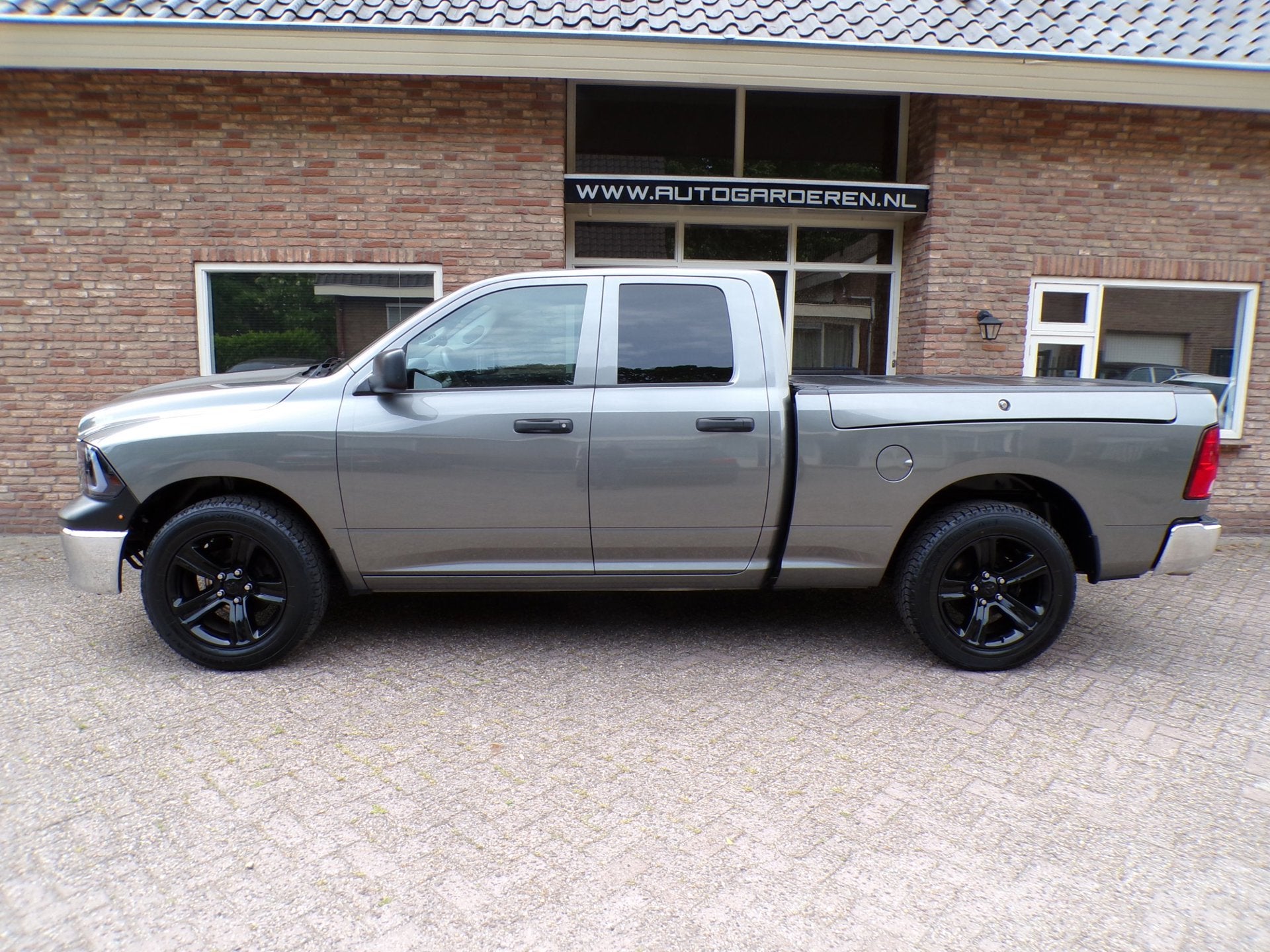 Dodge Ram 1500 5.7 V8 4x4 Quad Cab 6'4, Auto's, Automaat, Euro 5, Stof, Gebruikt