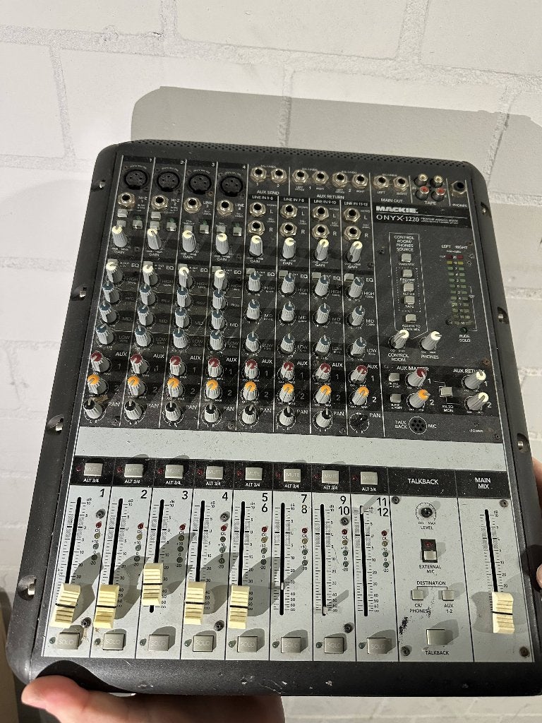 Mackie Onyx 1220 analoge mixer + FireWire-kaart, Muziek en Instrumenten, Ophalen, Gebruikt, 10 tot 20 kanalen