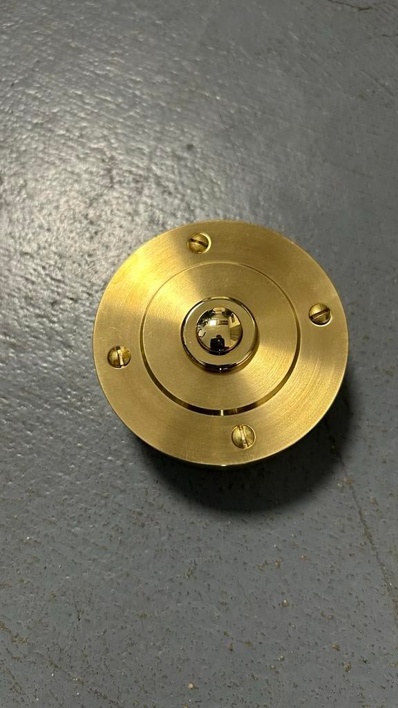 Grothe beldrukker deurbel messing nieuw!, Ophalen of Verzenden, Nieuw, Bedraad