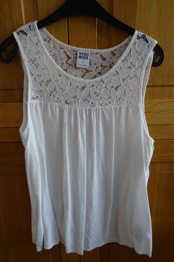 Ecru kleurige top van Vero Moda maat M, Kleding | Dames, Maat 38/40 (M), Vero Moda, Beige, Ophalen of Verzenden