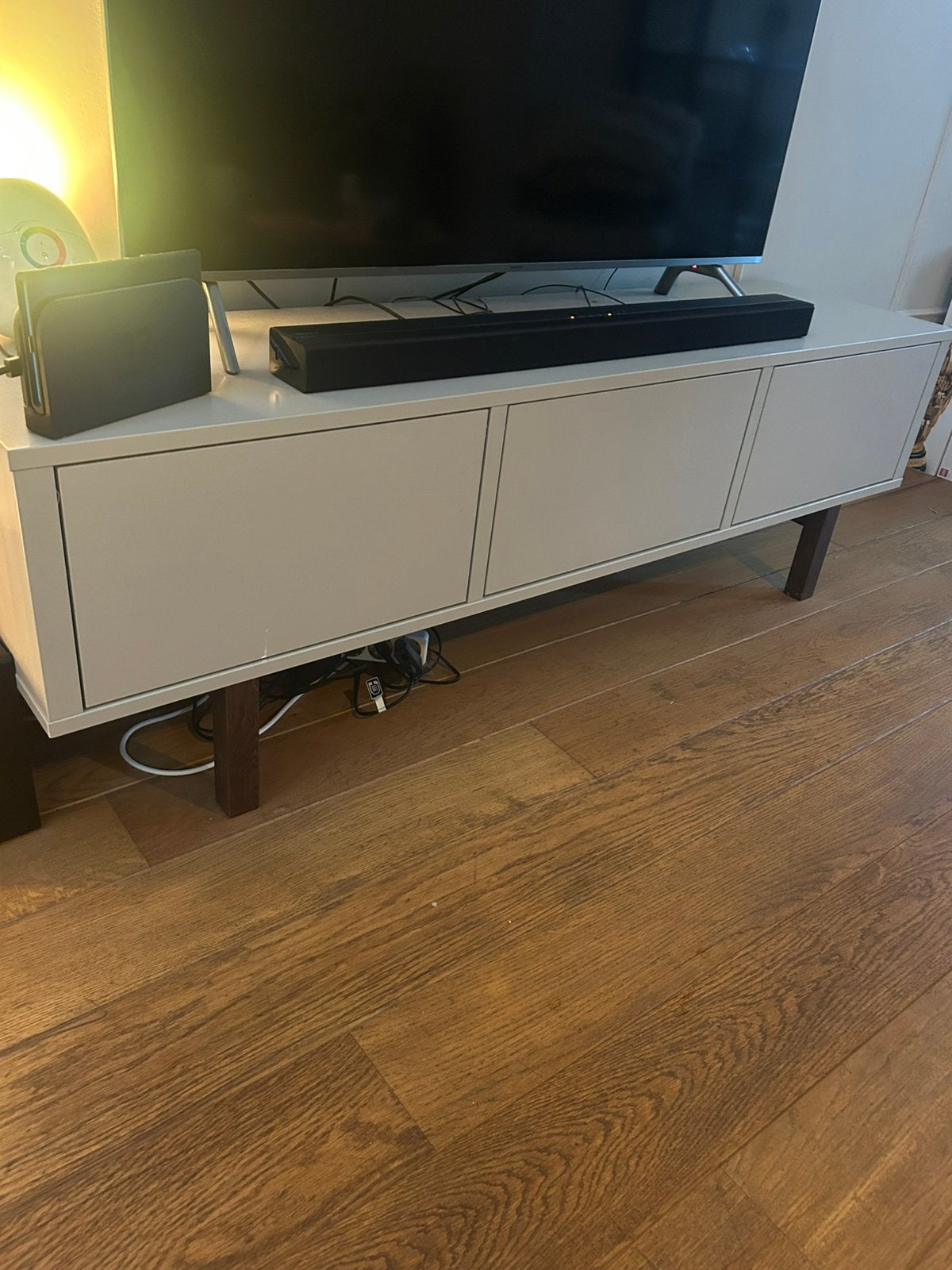 IKEA Stockholm TV-meubel beige met donker houten poten, Ophalen, Gebruikt, 150 tot 200 cm, Minder dan 100 cm