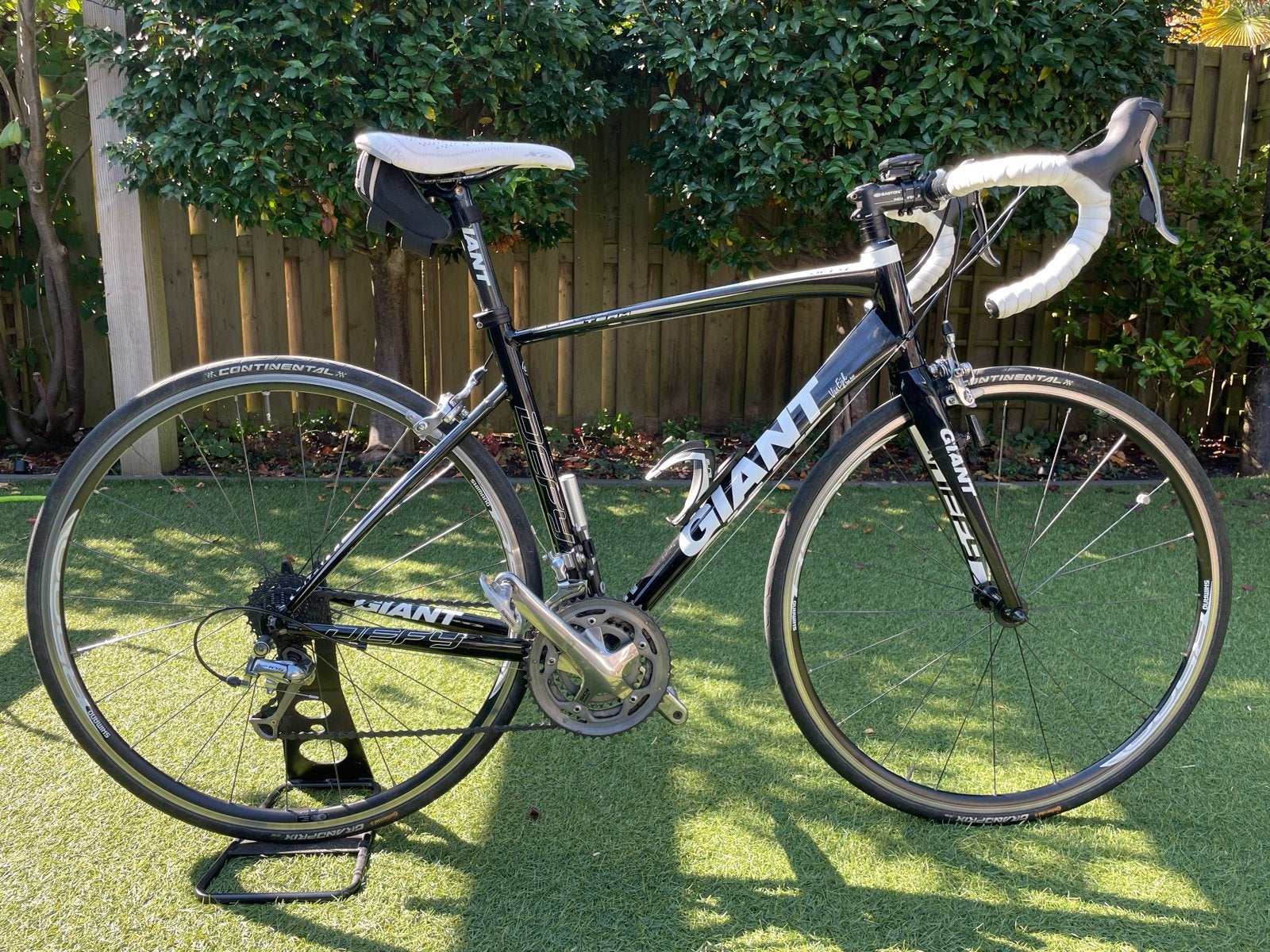 Giant Defy 1 racefiets, 28 inch, 105 Shimano, 28 inch, Gebruikt, 10 tot 15 versnellingen, Aluminium