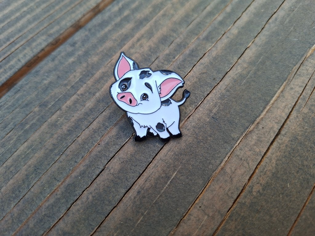 1 leuke pin van Pua uit de film Moana te koop, Ophalen of Verzenden, Nieuw, Overige onderwerpen, Speldje of Pin