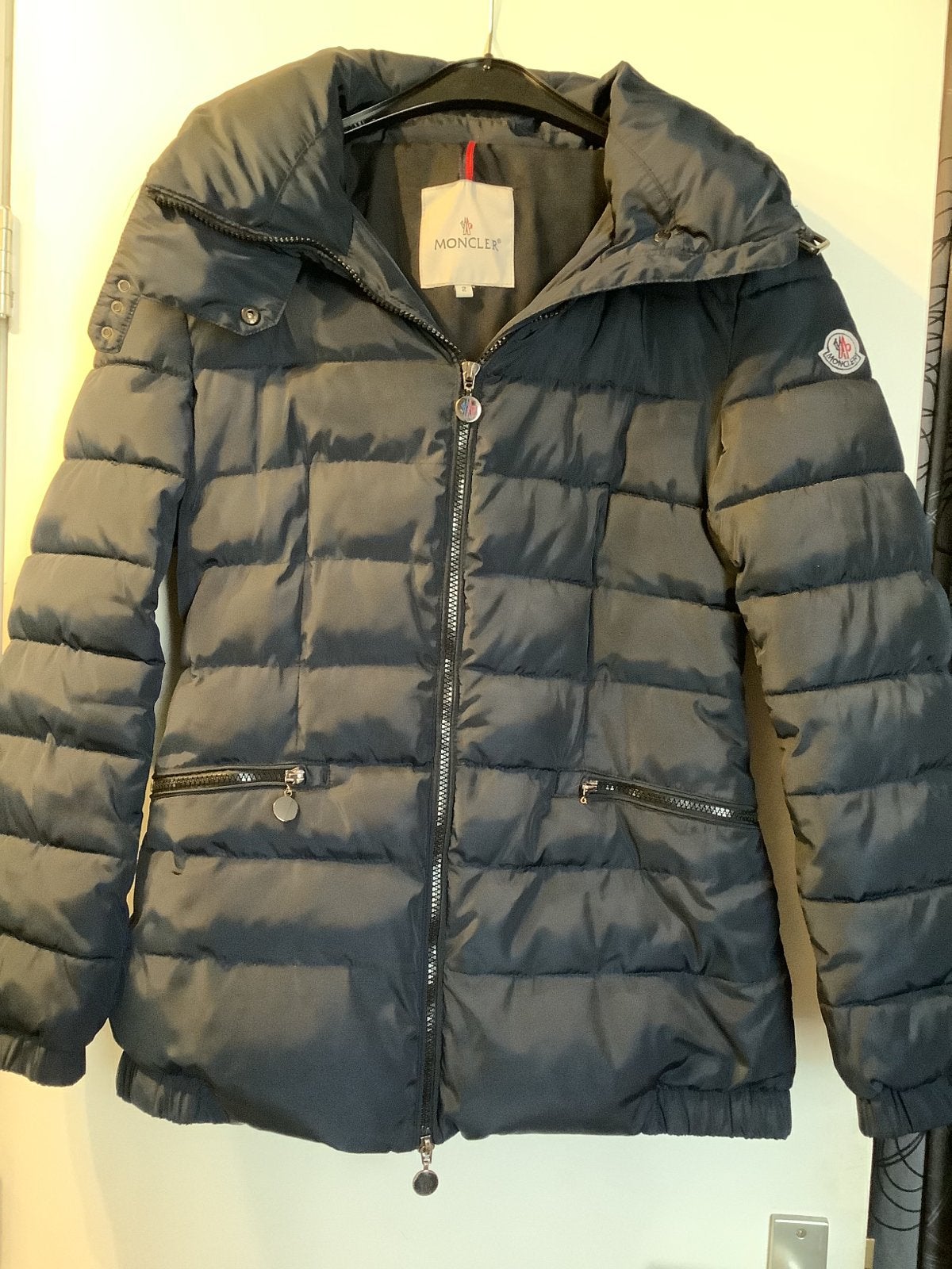 Moncler Puffer Jas Dames - Maat M, Ophalen of Verzenden, Zo goed als nieuw, Maat 38/40 (M), Zwart