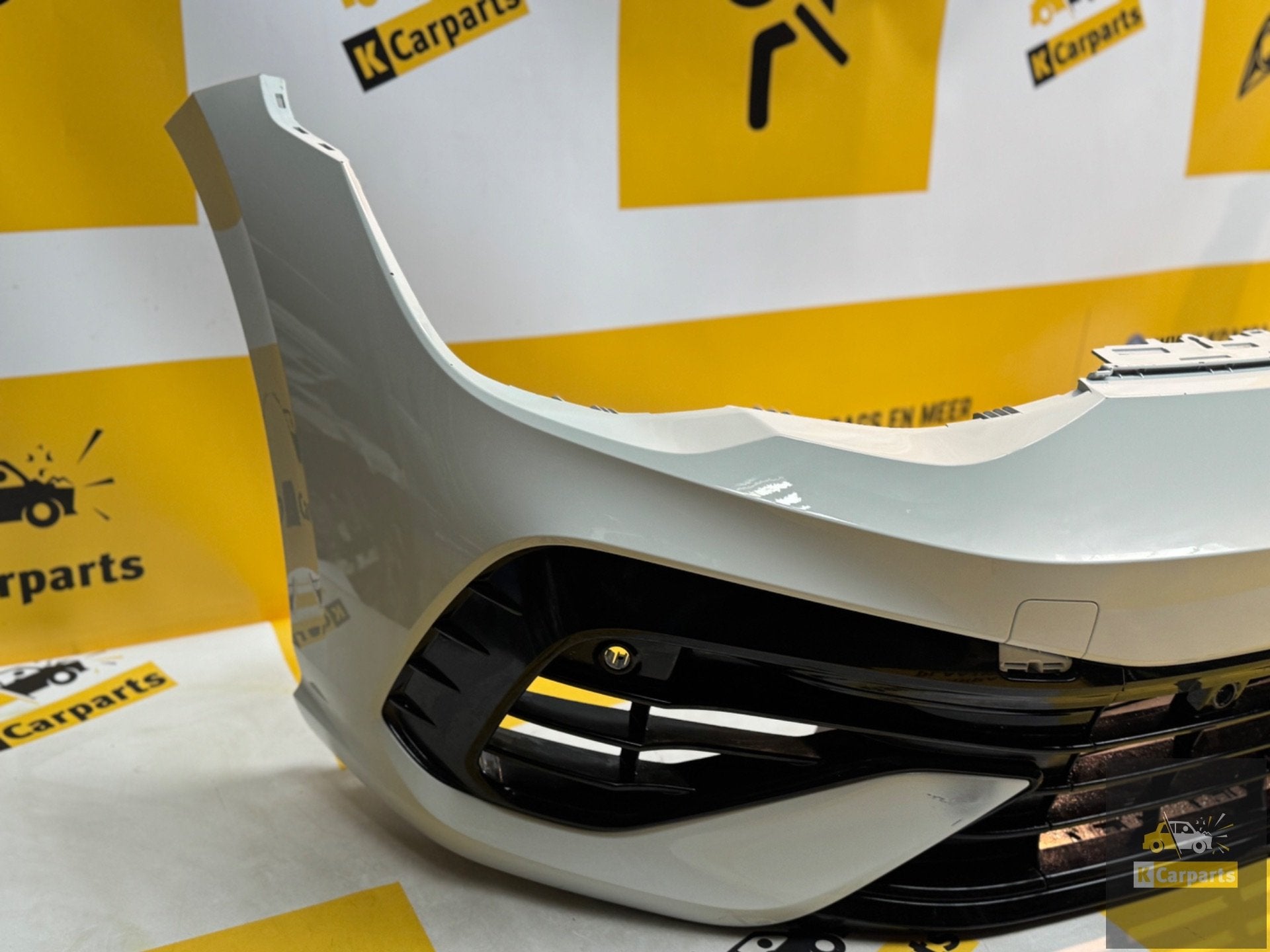 VOLKSWAGEN GOLF 8 R R20 VOORBUMPER 6xPDC 5H0807221E LC9A, Auto-onderdelen, Info@fabrikant.eu, Ophalen of Verzenden, Bumper, Fabrikant BV