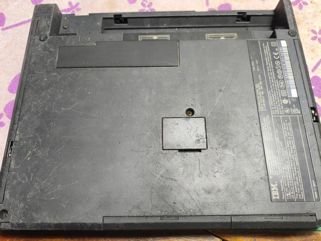Foto 11 van ibm thinkpad 710 T model 2523