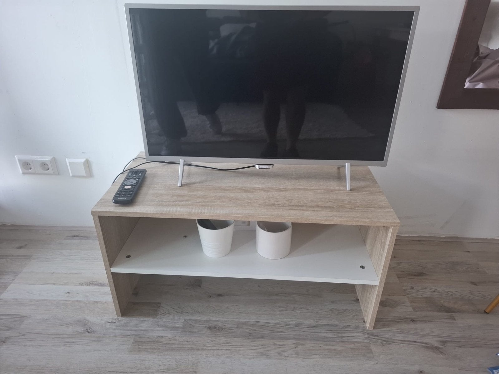 Philips Smart TV and TV table for Free, Ophalen, Philips, Gebruikt, 50 Hz