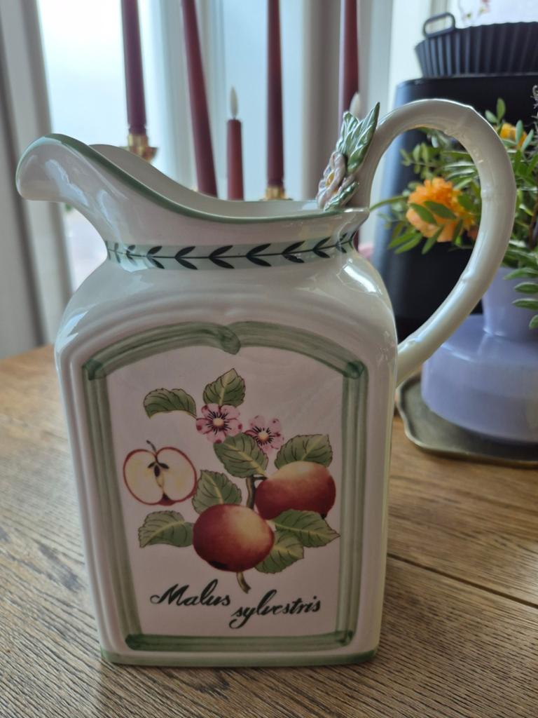 Villeroy & Boch French Garden Charm Waterkan Appel, Ophalen of Verzenden, Zo goed als nieuw