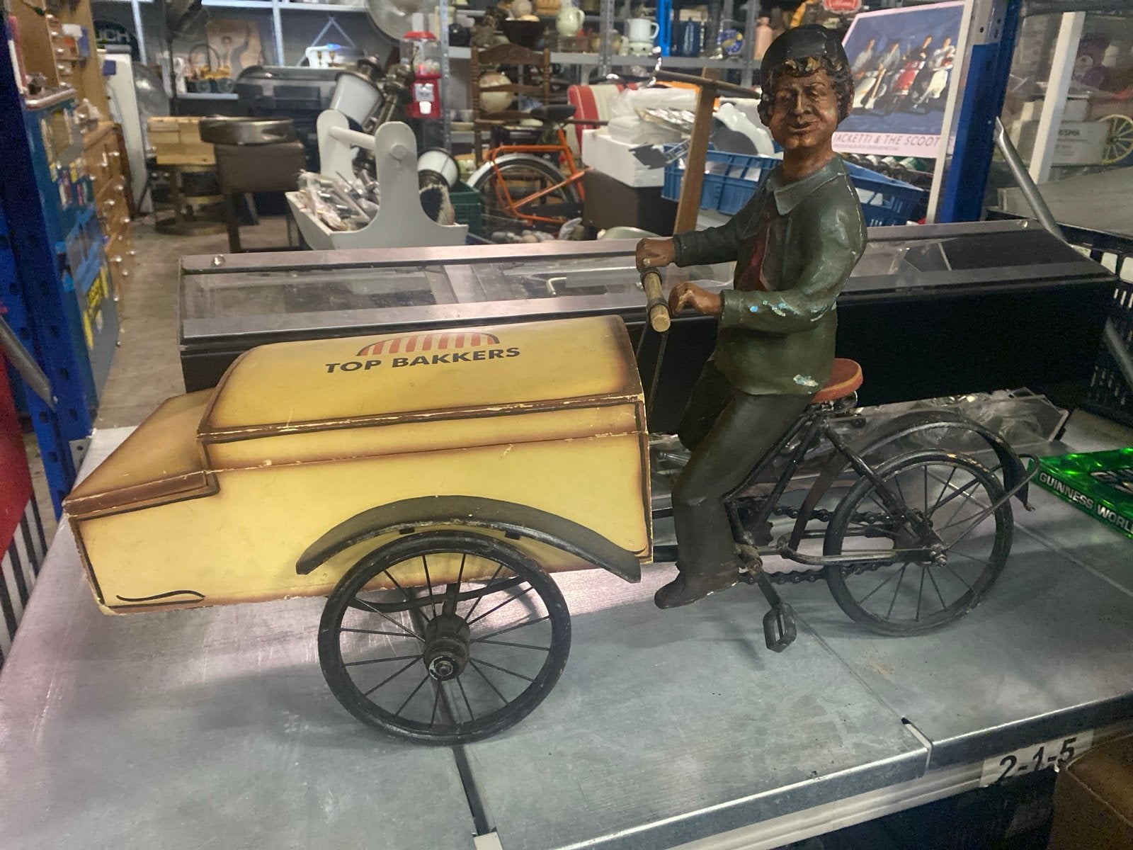 Decoratieve bakker op fiets met bakfiets - 'Top Bakkers', Ophalen of Verzenden