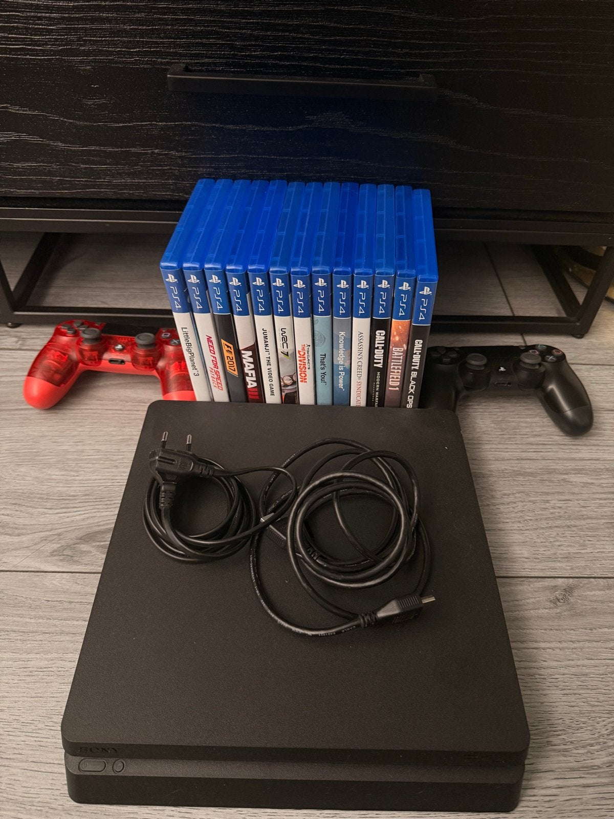 PlayStation 4 Slim met 2 controllers en 13 games, Met games, Met 2 controllers, Ophalen of Verzenden, Zo goed als nieuw