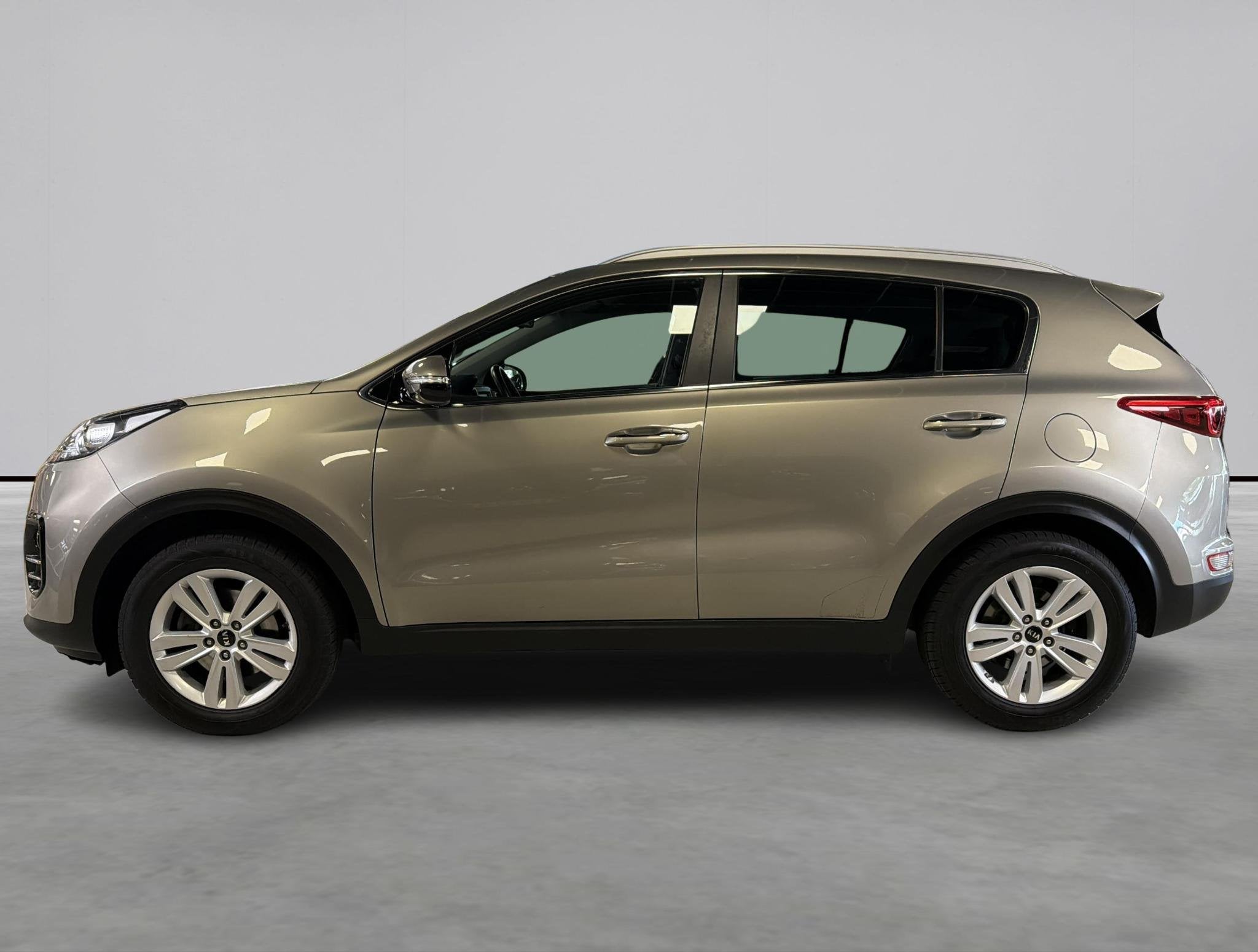 Kia Sportage 1.6 GDI First Edition Trekhaak, 4 seizoenbanden, Auto's, Stof, Gebruikt, 4 cilinders, Origineel Nederlands