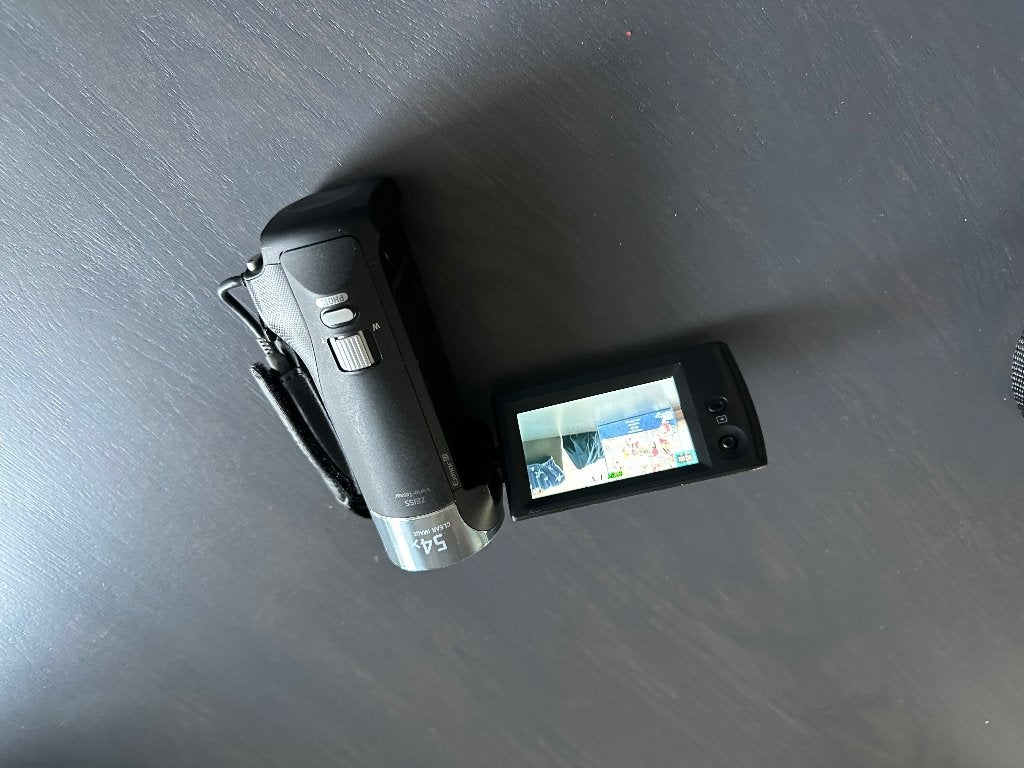 Sony Handycam HDR-CX240, Full HD, 20x of meer, Ophalen of Verzenden, Zo goed als nieuw