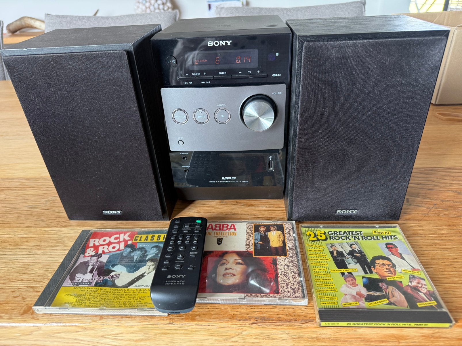 SONY COMPACT DISC RECEIVER NO: HCD -FX 205. SPEELT  CD ‘s, Ophalen of Verzenden, Gebruikt, Cd-speler, Sony