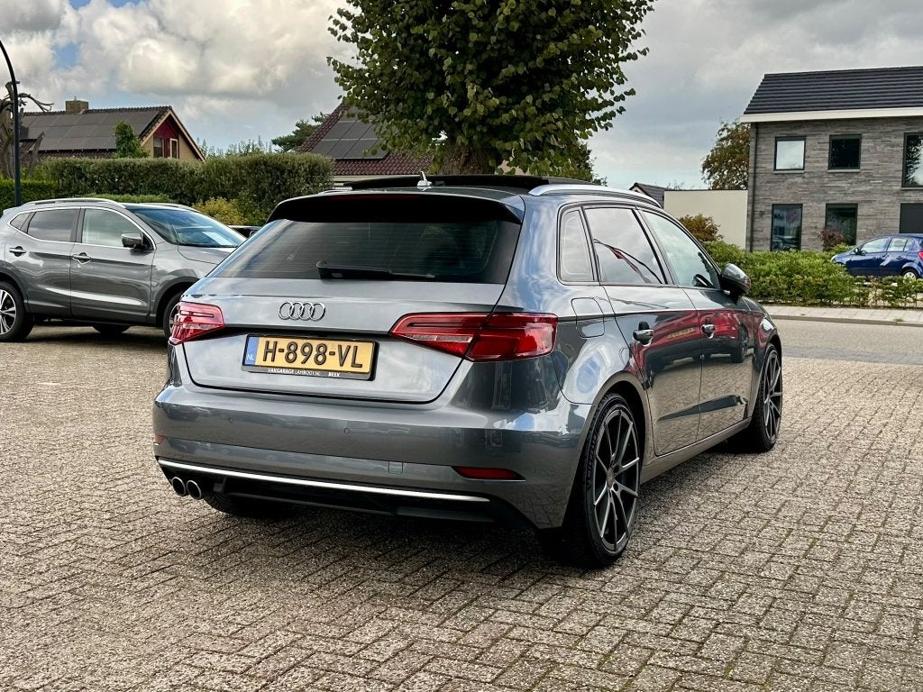 Audi A3 Sportback 1.5 TFSI 150PK Sport Navi Pano Standkachel, Auto's, Keurmerk '100% Onderhouden', Startonderbreker, Euro 6, 4 cilinders