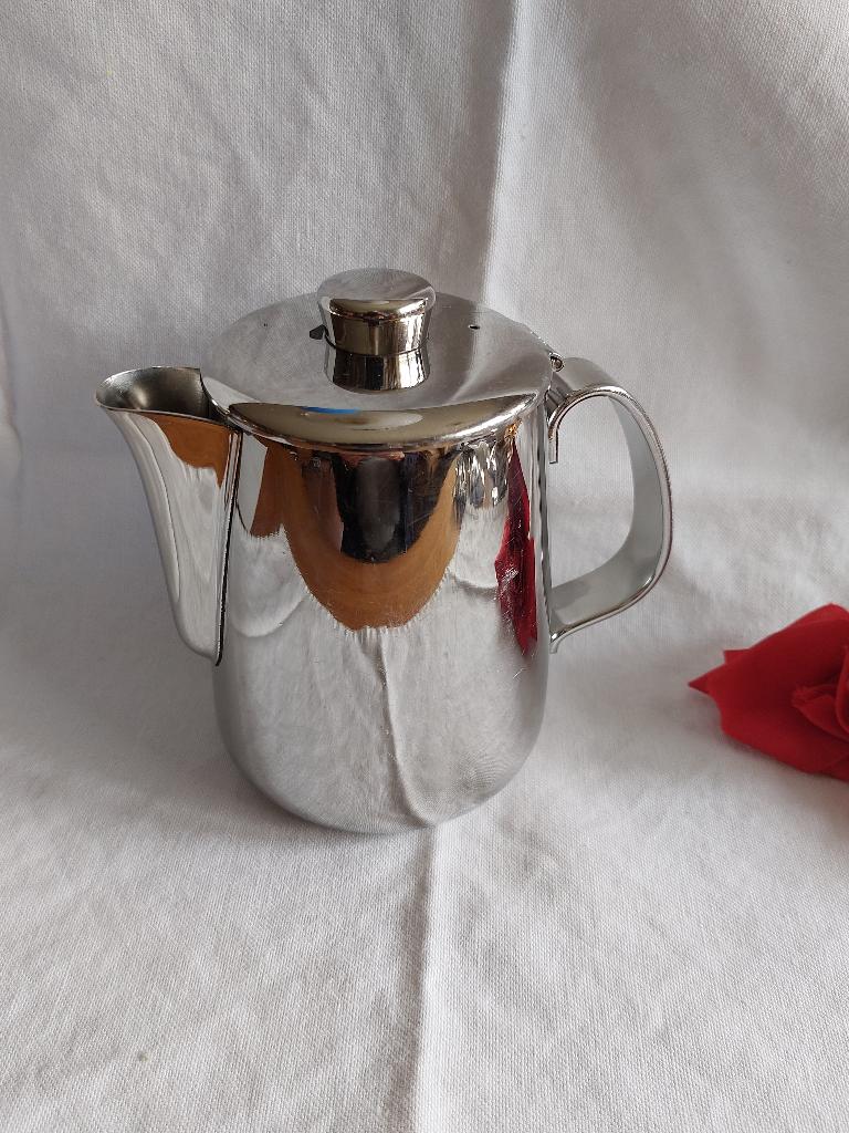 Alessi nummer 6 | RVS theepotje of melkkannetje met deksel, Huis en Inrichting, Verzenden, Zo goed als nieuw