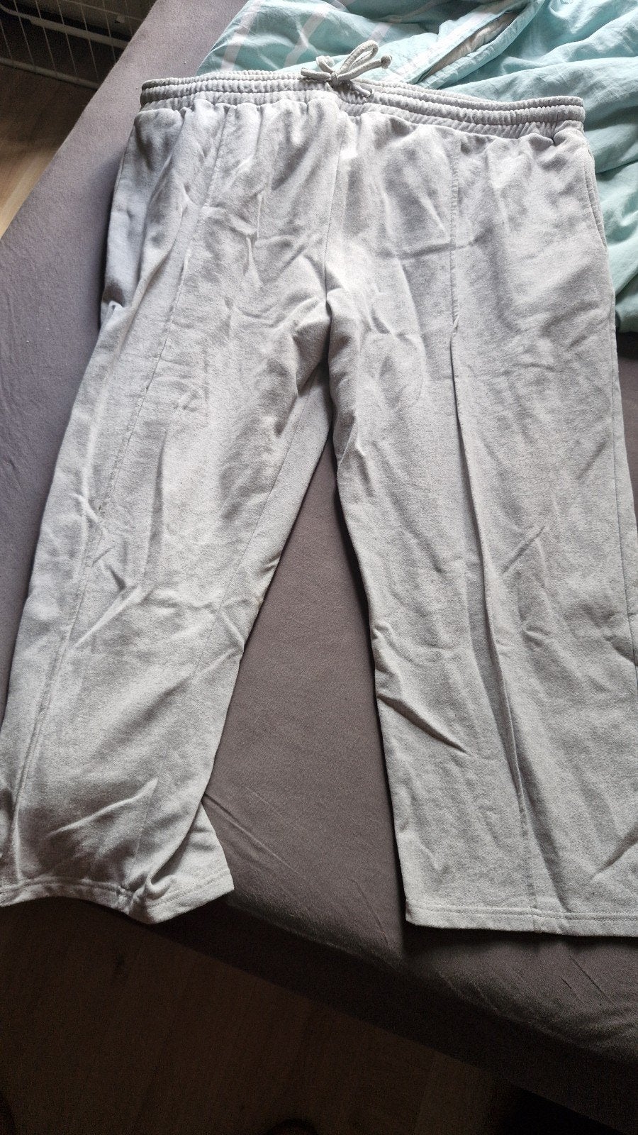 Grijze joggingbroek, Maat 46/48 (XL) of groter, Ophalen of Verzenden, Onbekend, Zo goed als nieuw