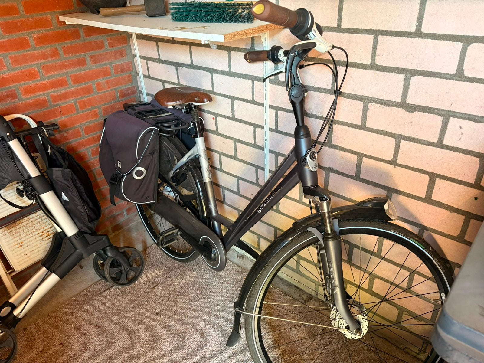Nette dames fiets, Ophalen, Zo goed als nieuw