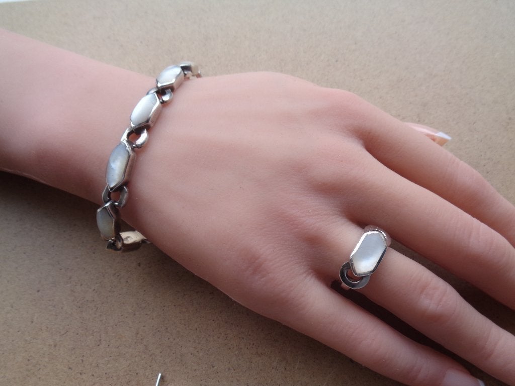 zilveren set ketting, armband, oorbellen en ring  [230], Verzenden, Zo goed als nieuw, Zilver, Zilver
