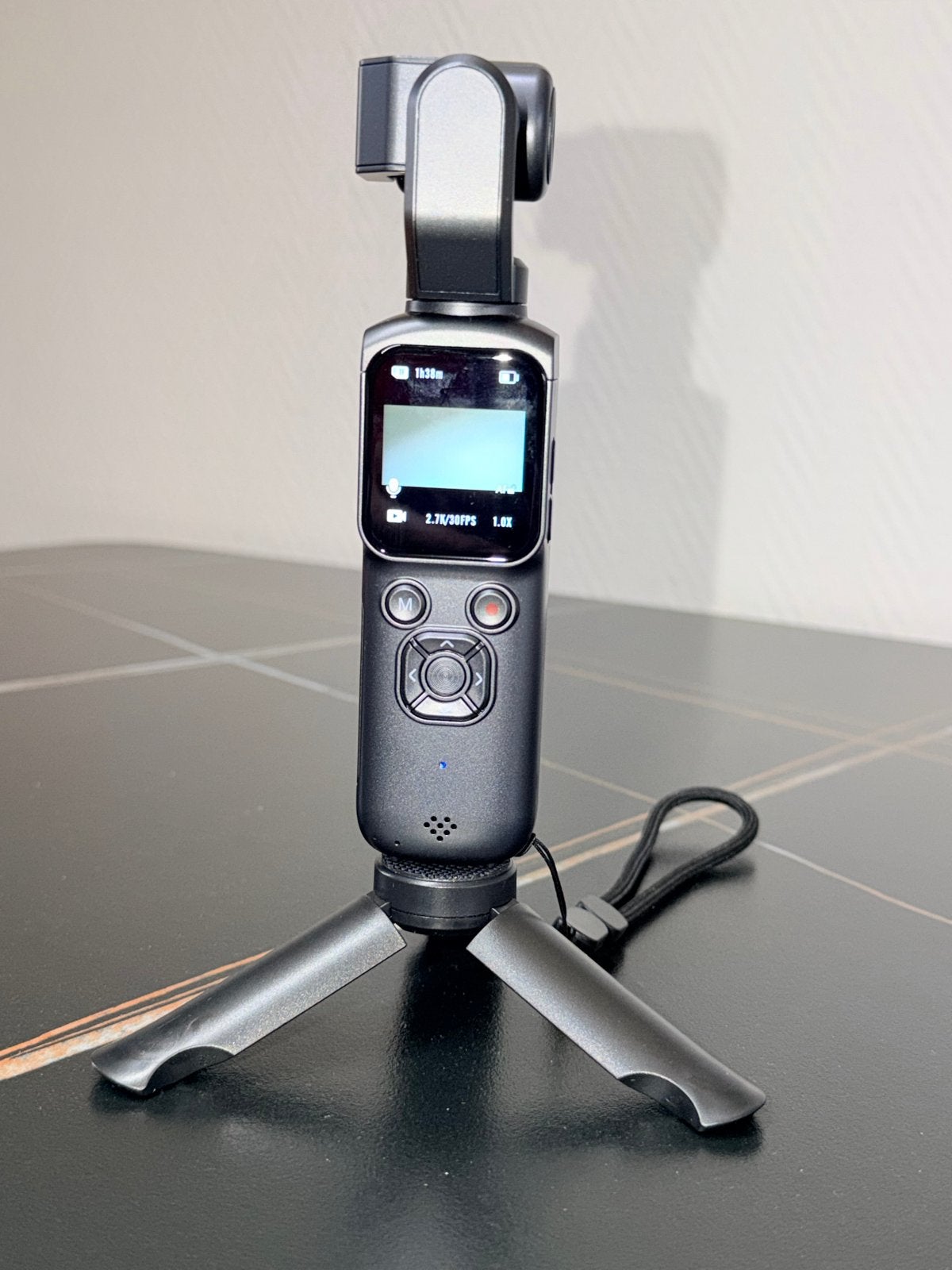 Pocketcamera met Gimbal Stabilisatie, Ophalen, Beeldstabilisatie, Zo goed als nieuw, Compactcamera