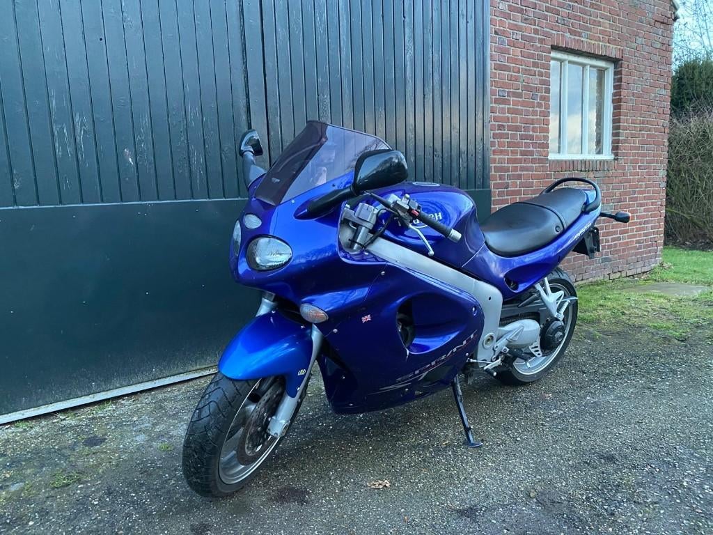 Nette Triumph Sprint ST 955 BJ 2002 sport met zijkoffer set, Motoren, Motorrijbewijs A, 3 cilinders, Sport, Meer dan 35 kW