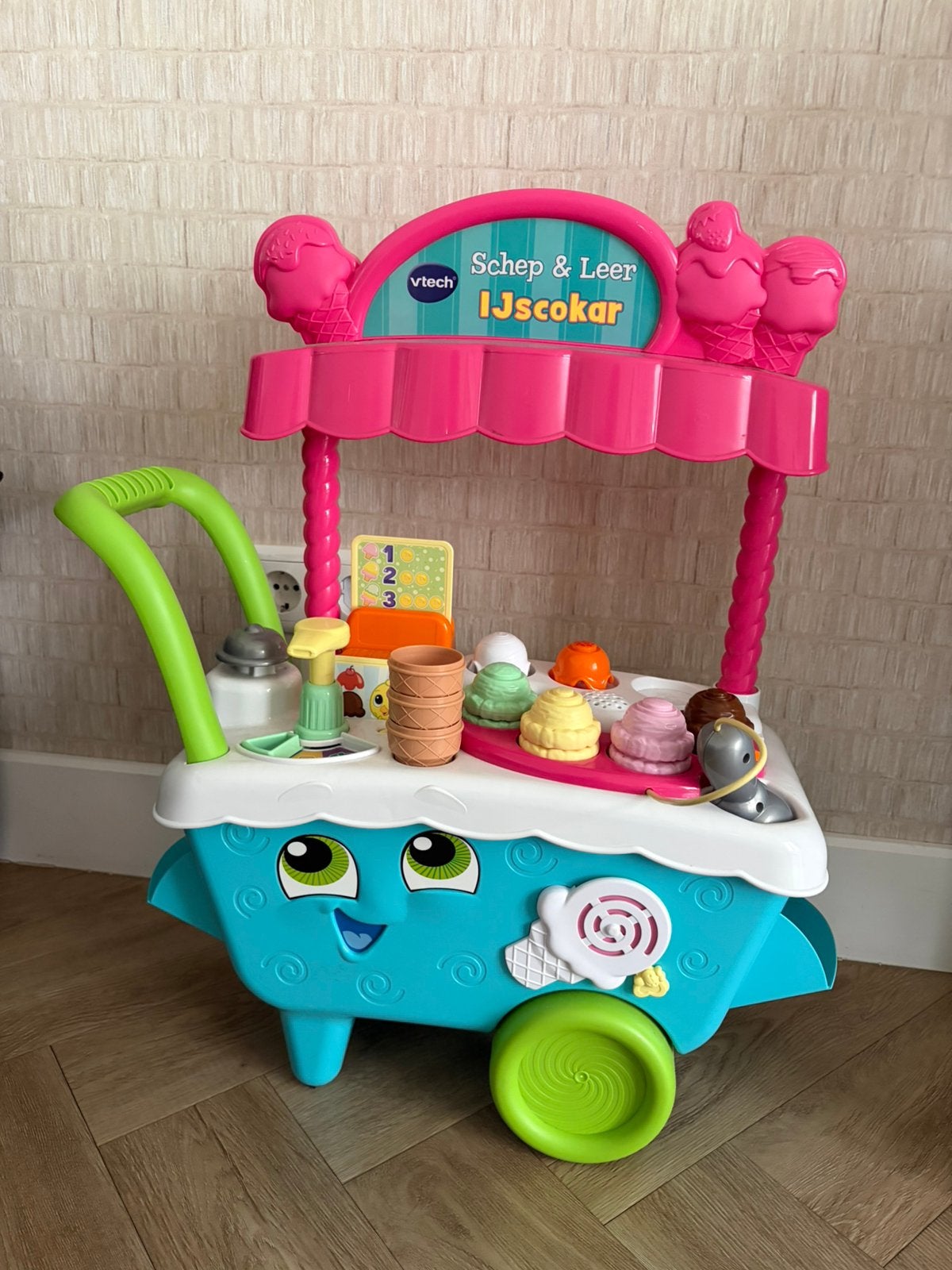 Ijsco kar Vtech, Ophalen, Zo goed als nieuw, 6 maanden tot 2 jaar