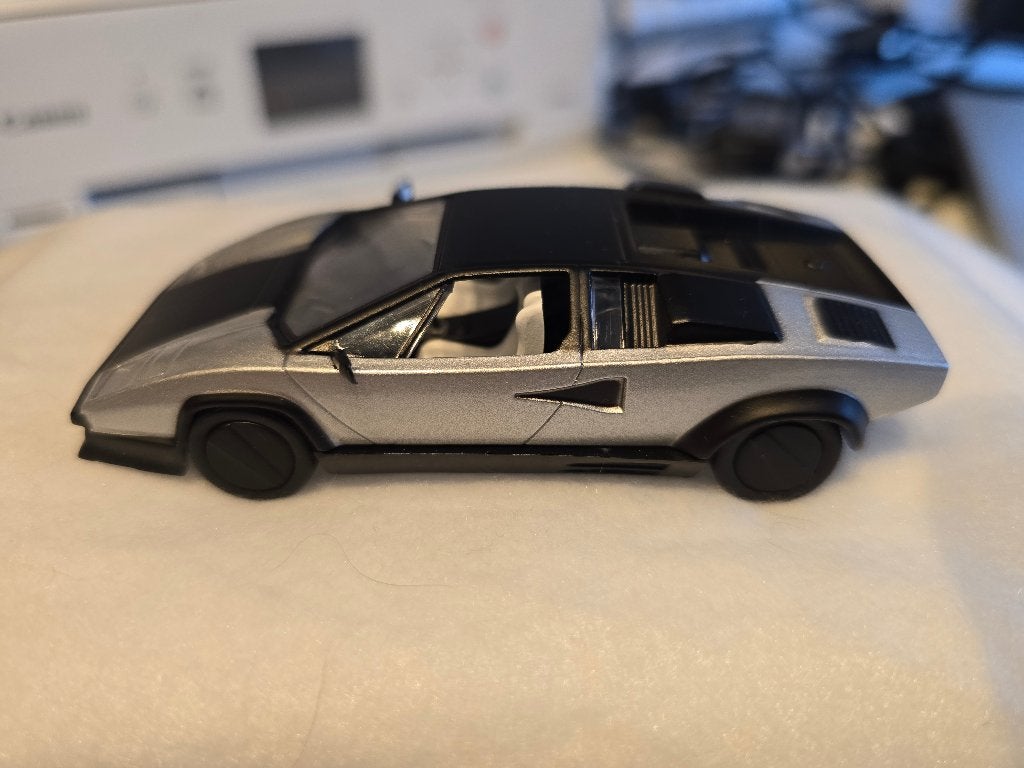 Lamborghini Countach Evoluzione 1/43, Hobby en Vrije tijd, Ophalen of Verzenden, Gebruikt, Auto, Overige merken