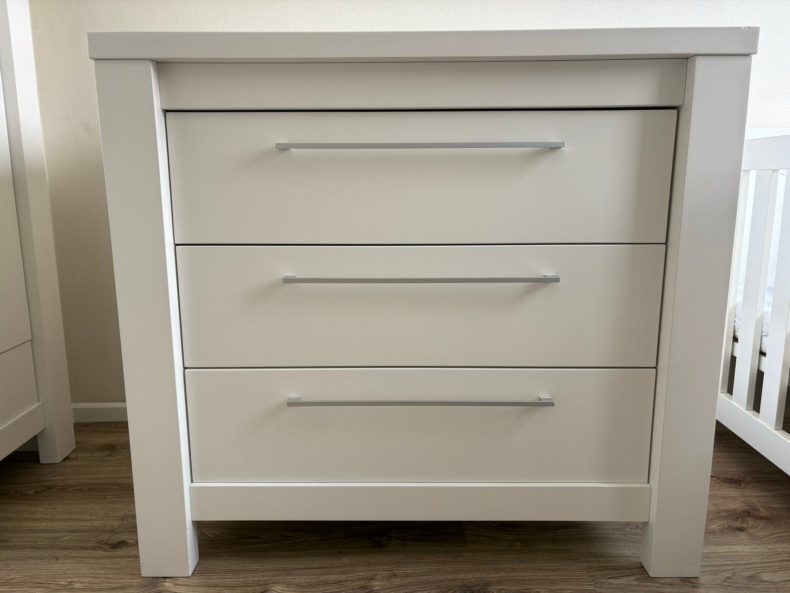 Meubels kinderkamer compleet (ledikant, commode, kast), Ophalen, Gebruikt, Jongetje of Meisje