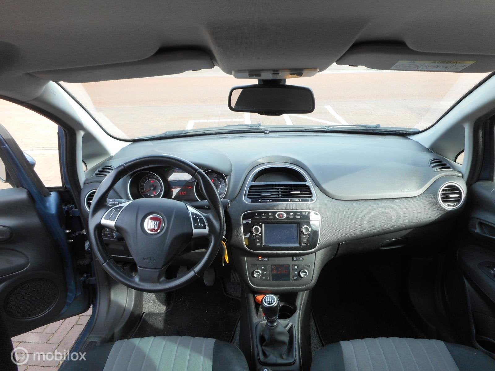 Fiat Punto TwinAir Turbo 100 Sempre, 101 pk, Gebruikt, 49 €/maand, Origineel Nederlands