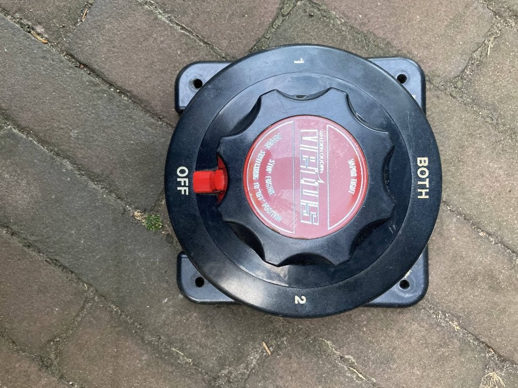 vetus accu keuzeschakelaar, Watersport en Boten, Accessoires en Onderhoud, Gebruikt, Motor en Techniek, Verzenden
