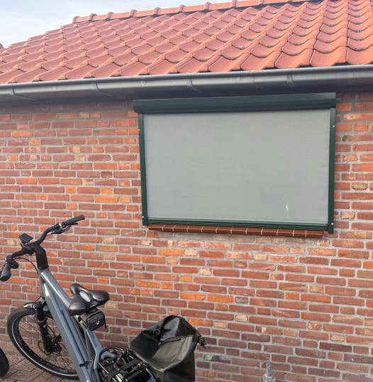 Elektrische zonwering 1 stuk al eraf gemonteerd, Tuin en Terras, Ophalen, Elektrisch, Minder dan 250 cm, Zo goed als nieuw