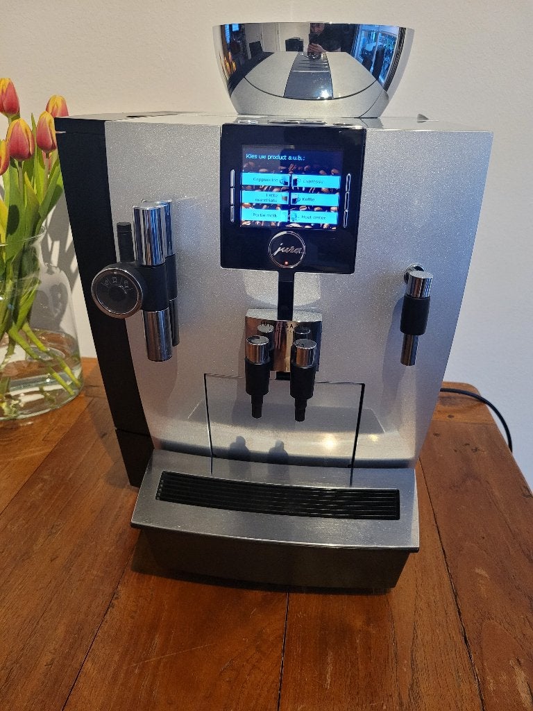 Foto 4 van Jura XJ9.3 Professional  Gereviseerd & Gereinigd
