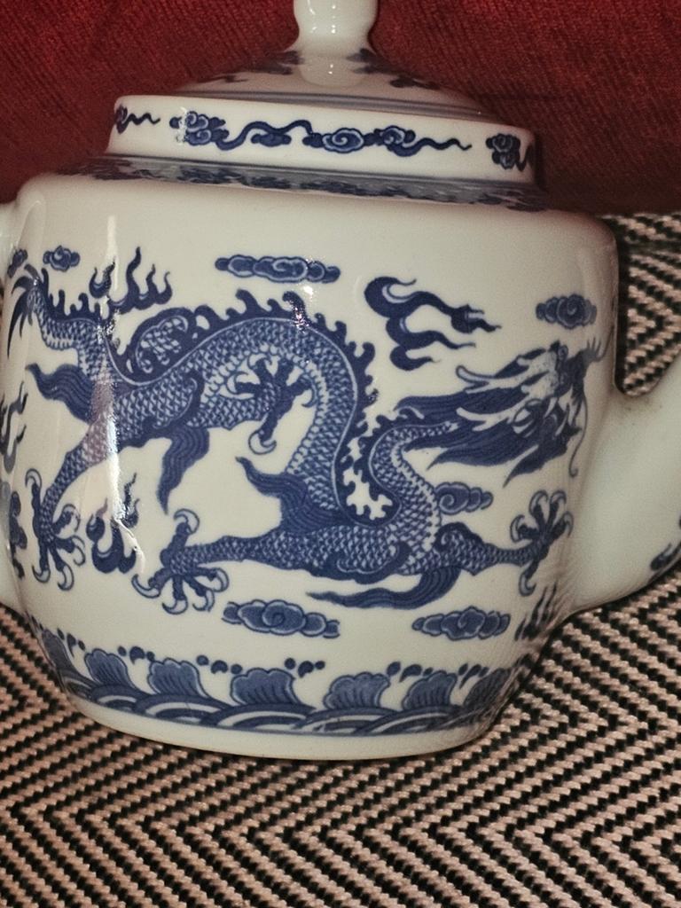 Antieke Chinese theepot met drakenmotief, Ophalen of Verzenden