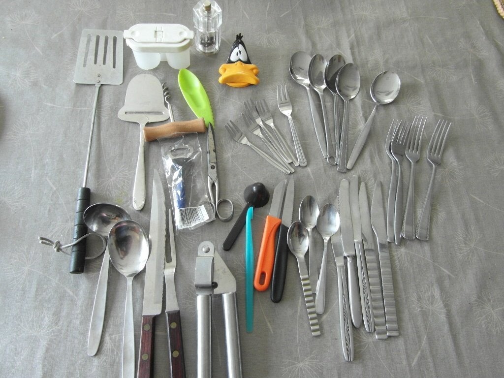 allerlei camping kampeerspullen bestek bordjes etc zie foto, Ophalen of Verzenden, Zo goed als nieuw
