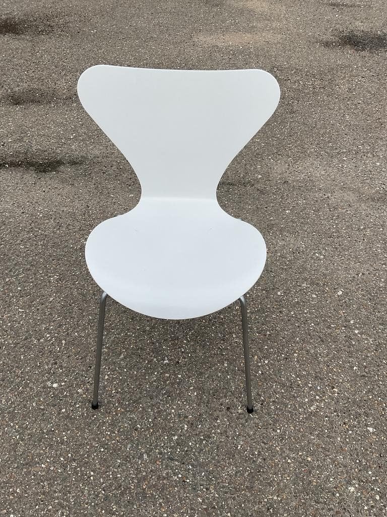 Fritz Hansen Vlinderstoel Wit - Arne Jacobsen Design, Wit, Ophalen of Verzenden, Zo goed als nieuw, Eén