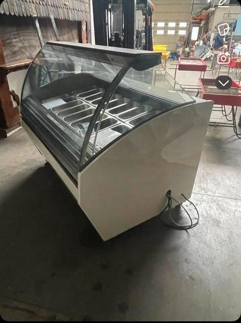 IJsvitrine geforceerd gekoeld, Ophalen, Zo goed als nieuw, Zelfvriezend
