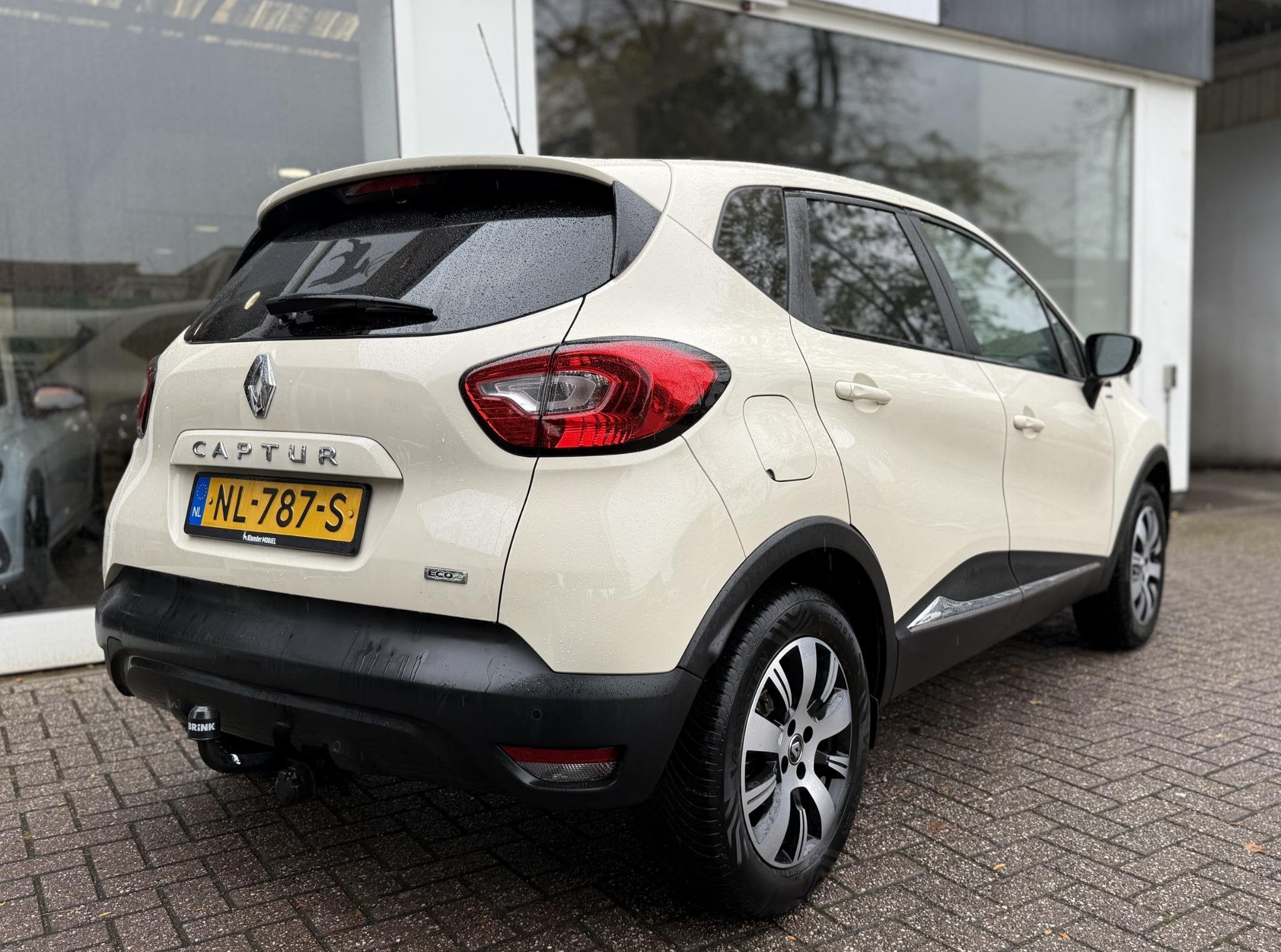 Renault Captur 1.5 dCi Limited Aut. |Navi|PDC|Trekhaak|, Auto's, Stof, Gebruikt, Euro 6, Bruin