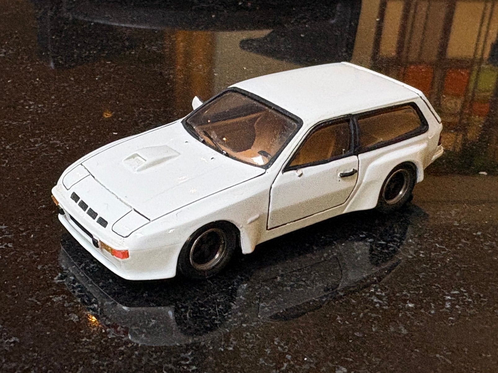 Porsche 924 Shooting Brake 1:43 Record France by M.A. USA, Hobby en Vrije tijd, Modelauto's | 1:43, Ophalen of Verzenden, Gebruikt