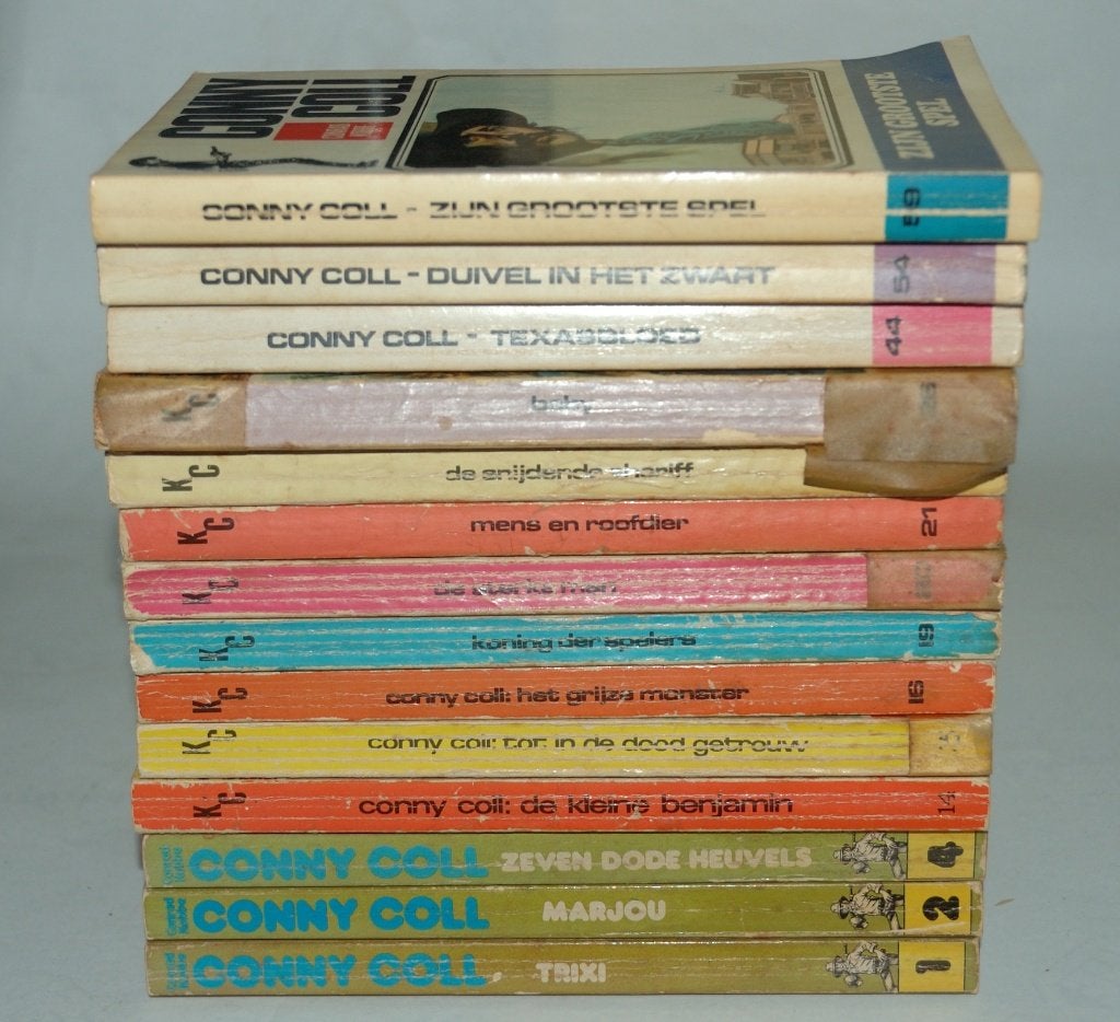 12 Conny Coll boeken. 1,2,4,14,15,16,19,20,21,22,26,44,54,59, Boeken, Ophalen of Verzenden, Gelezen