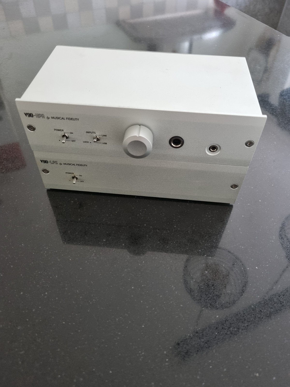 Musical Fidelity V90 HPA, Ophalen of Verzenden, Zo goed als nieuw, Minder dan 60 watt, Overige merken