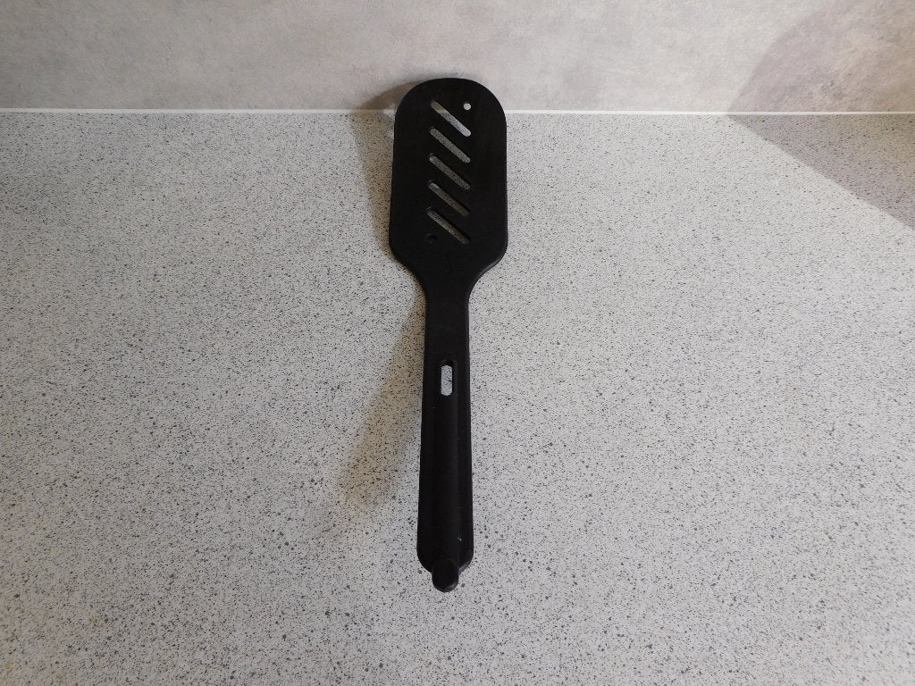 Tupperware Keukenhulpje Spatel Zwart, Huis en Inrichting, Overige kleuren, Overige typen, Ophalen of Verzenden, Zo goed als nieuw
