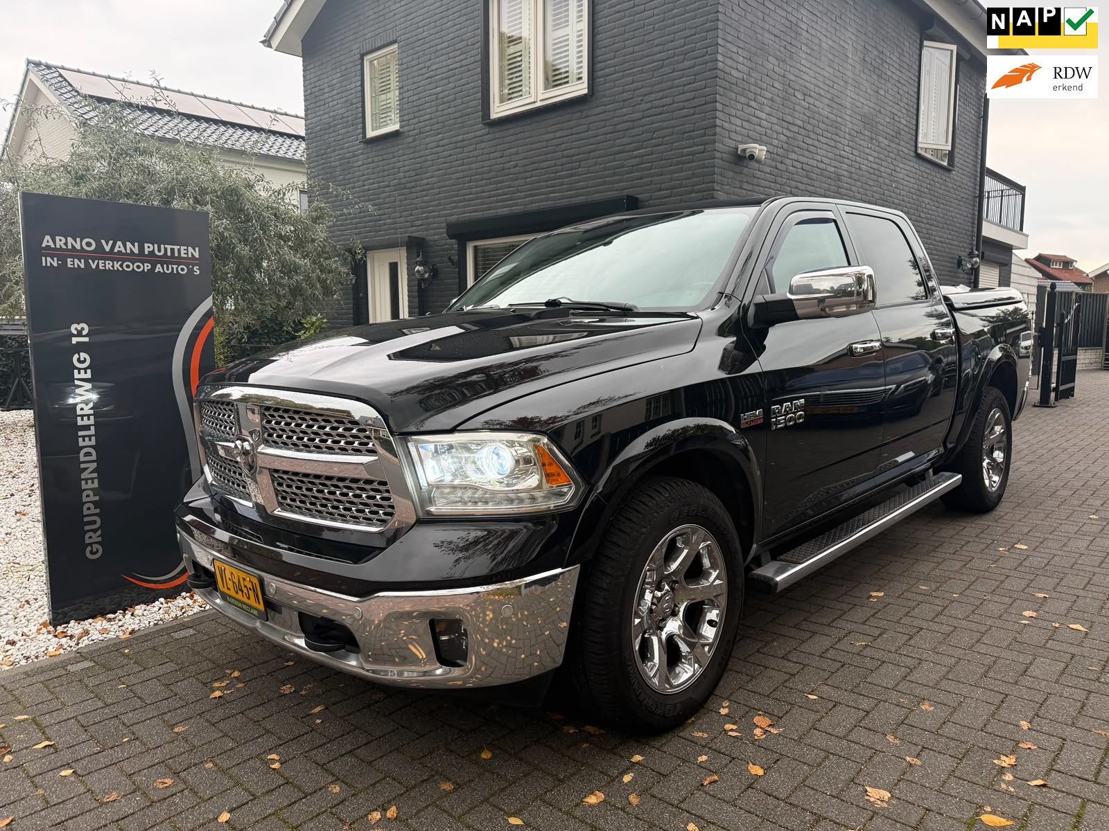 Dodge Ram 1500 5.7 V8 LARAMIE / LPG / Lage bijtelling, Auto's, Automaat, Euro 5, Achterwielaandrijving, Gebruikt