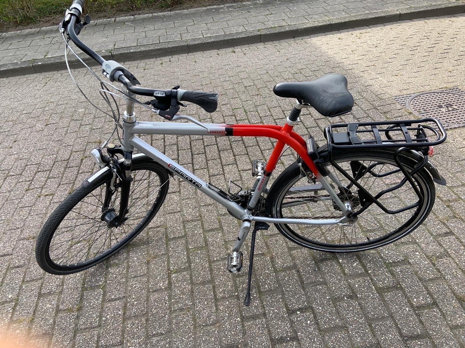 Sparta fiets met versnellingen en bagagedrager, Ophalen, Sparta, Gebruikt, Velgrem