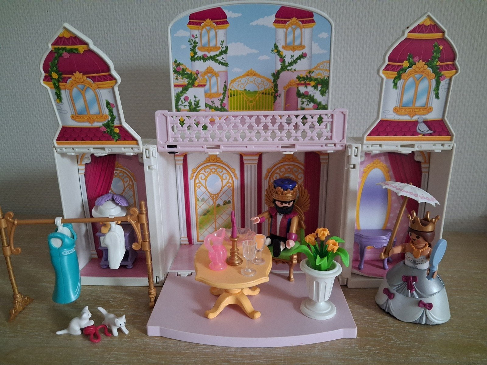 Playmobil Koninklijk Hof met troonzaal en kleedkamer set4898, Ophalen of Verzenden, Zo goed als nieuw, Complete set