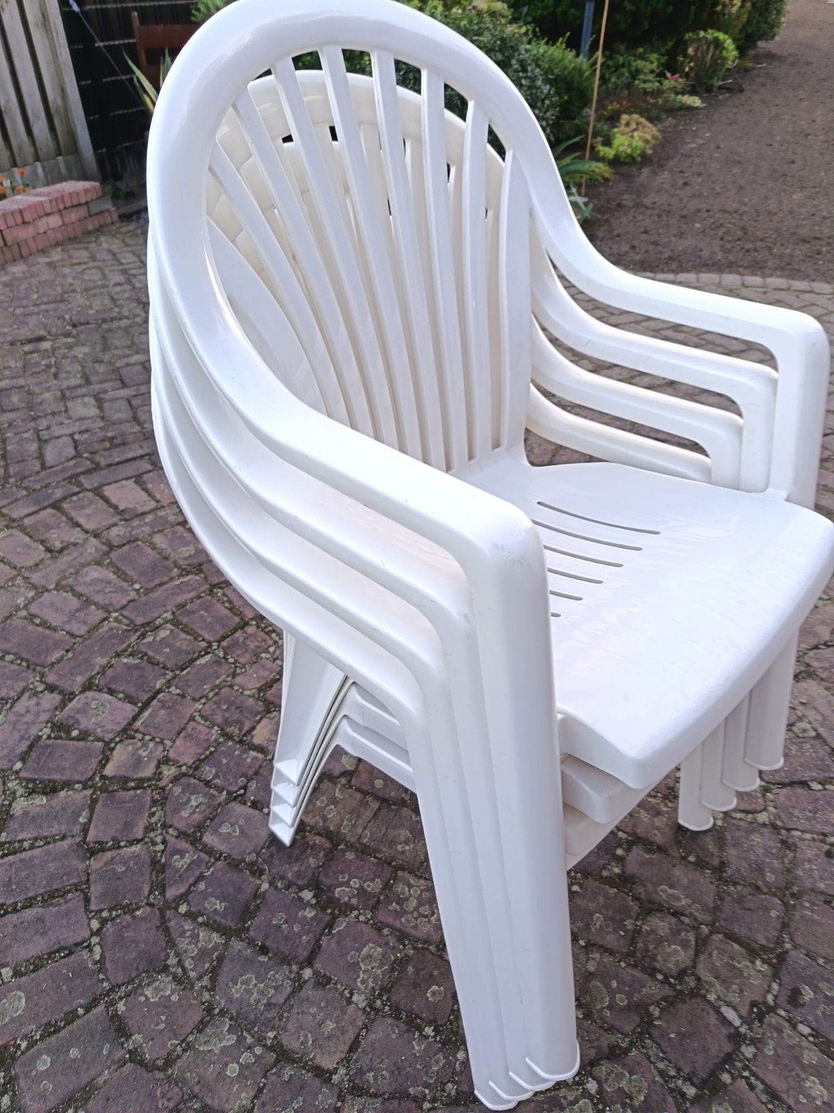 4 tuinstoelen, Ophalen, Gebruikt, Kunststof