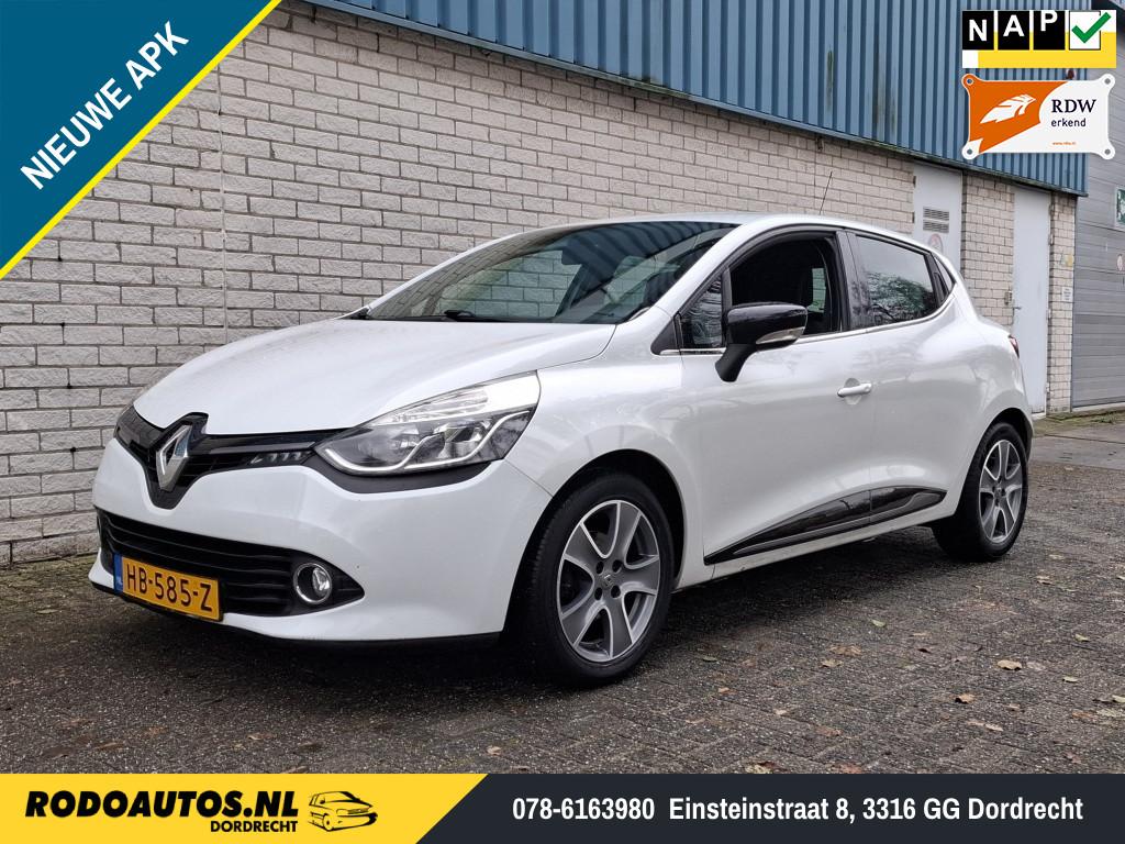Renault Clio 0.9 TCe Night&Day Nw Distr/Nw Koppeling! ✅, 540 kg, Electronic Stability Program (ESP), Wit, Origineel Nederlands