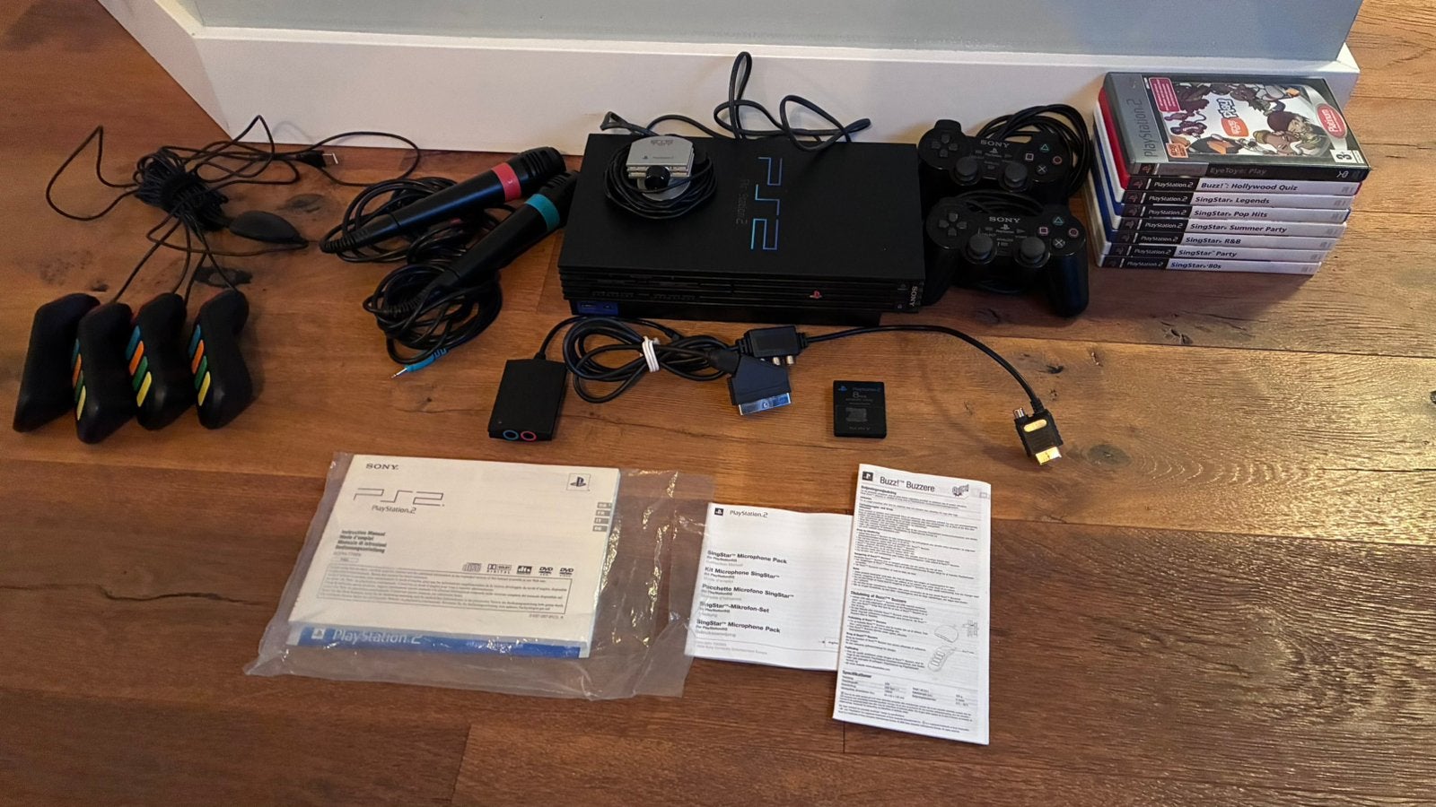 PlayStation 2 incl. 2 Controllers, EyeToy, Buzz! en SingStar, Met games, Met 2 controllers, Ophalen of Verzenden, Zo goed als nieuw