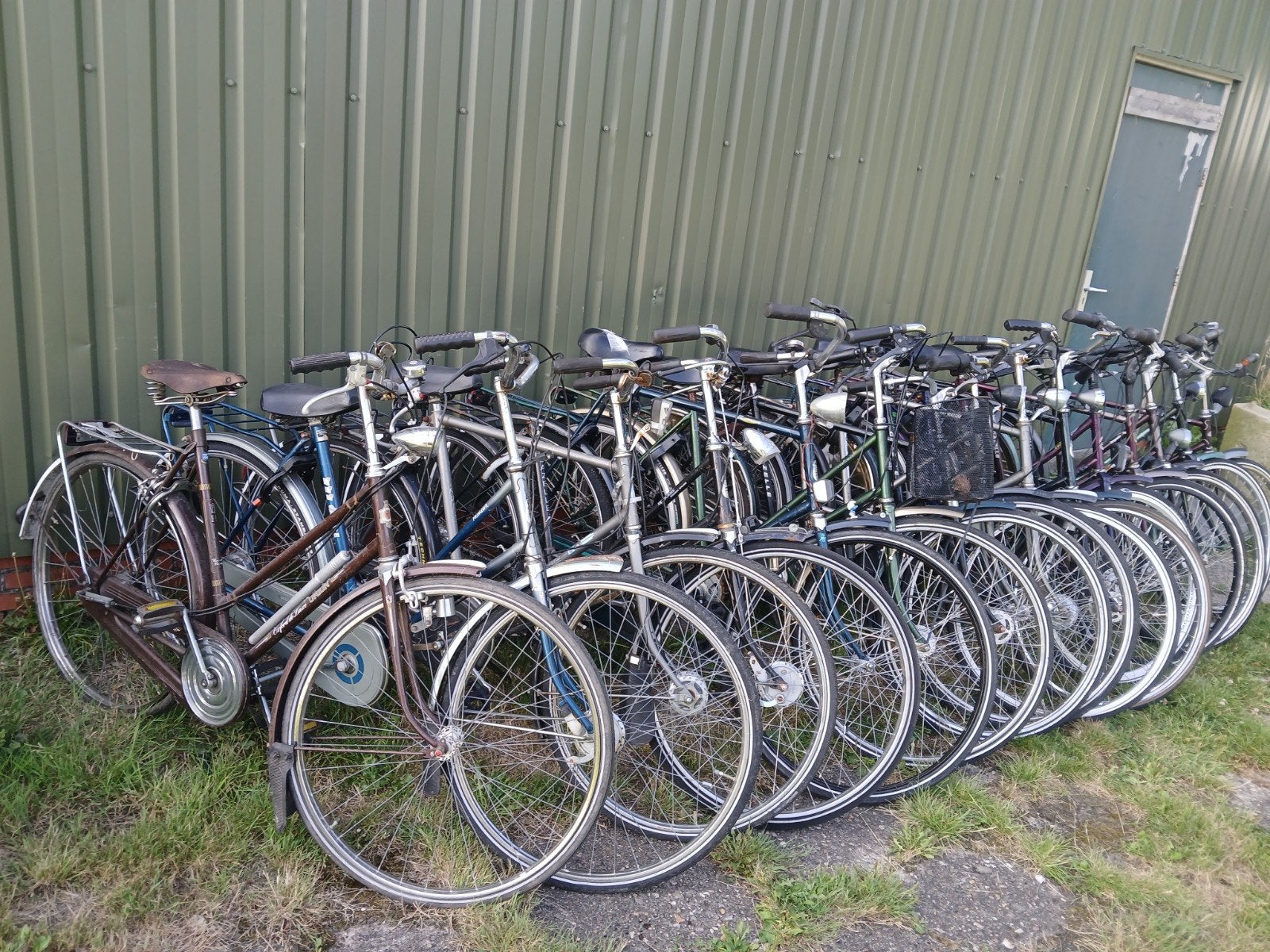 15 oltimers opnkapper en 2 rijklare oltimers, Fietsen en Brommers, Ophalen