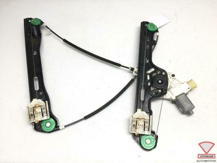 bmw 1 serie e87 raammechanisme + motor rechts voor 7067769s