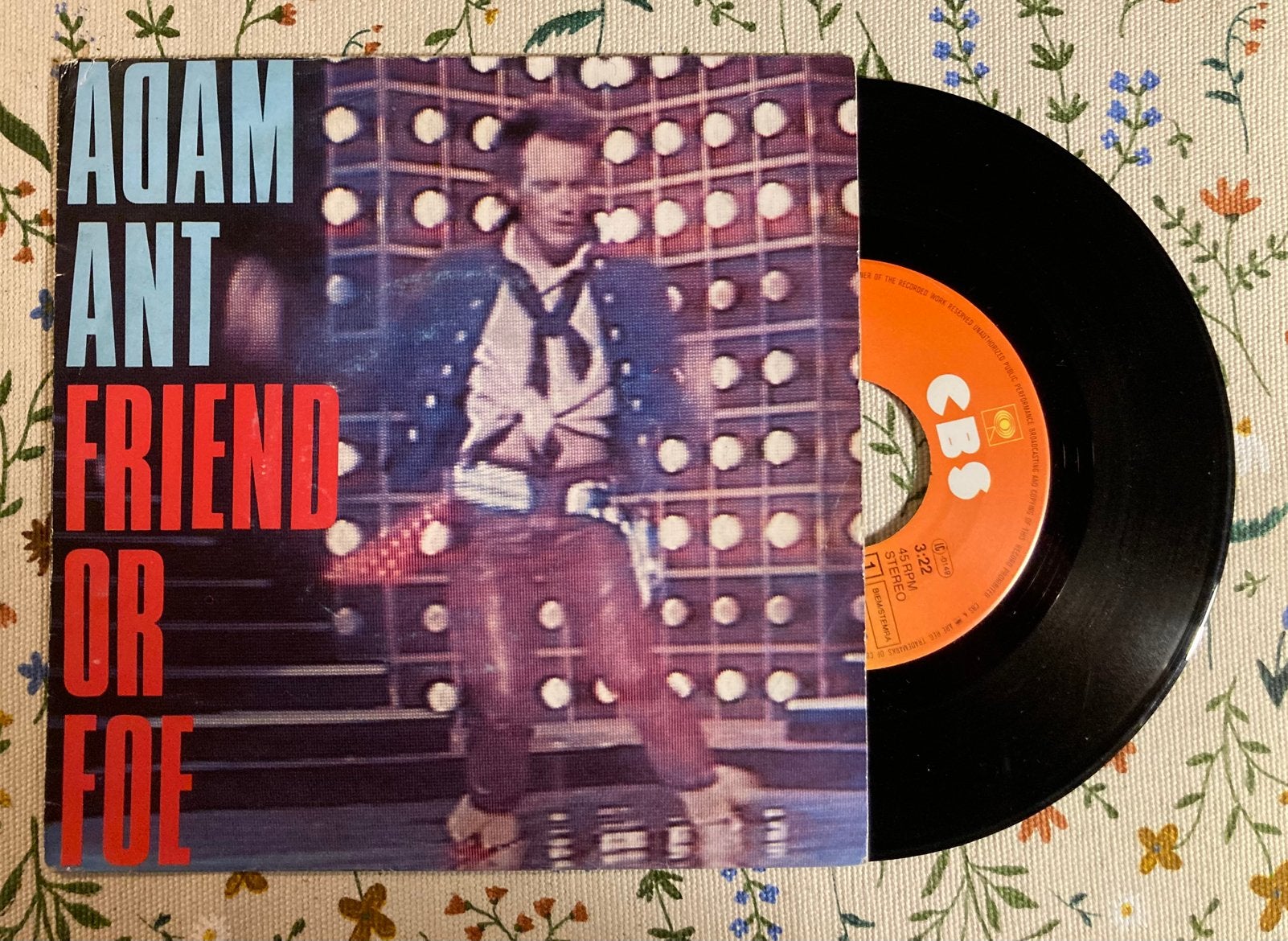 Vinyl single Adsm Ant - Friend or Foe, Gebruikt, 7 inch, Ophalen of Verzenden, Pop